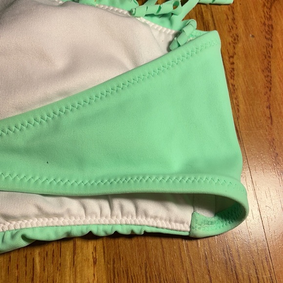 VICTORIAS SECRET BIKINI TOP - Picture 4 of 5